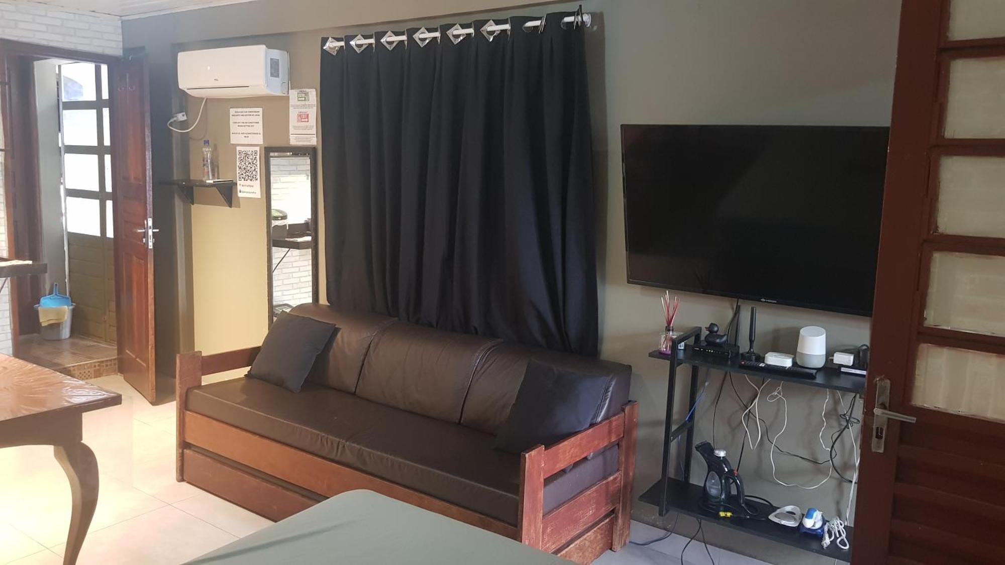 Casa No Centro De Foz! Ar-Condicionado, Smart Tv, Wi-Fi, Cozinha, Ventilador E 4 Camas Leilighet Foz do Iguaçu Eksteriør bilde